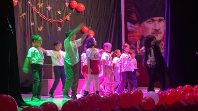 23 Nisan’da sahne Bandırmalı çocukların Bandırma Belediyesi drama atölyesi ilkokul