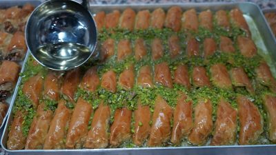 Kırıkkale’de baklava ustaları, bayram için haftalar öncesinden alınan siparişleri yetiştirmek