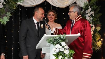Bandırma Çelebi Limanı Genel Müdürü Gürkan Bayır, Aylin Çırpanlı’nın nikahını