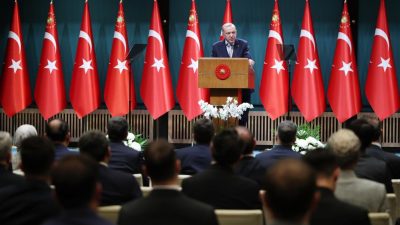 Cumhurbaşkanı Recep Tayyip Erdoğan, “Ekonomi, güvenlik, deprem, hak ve özgürlükler