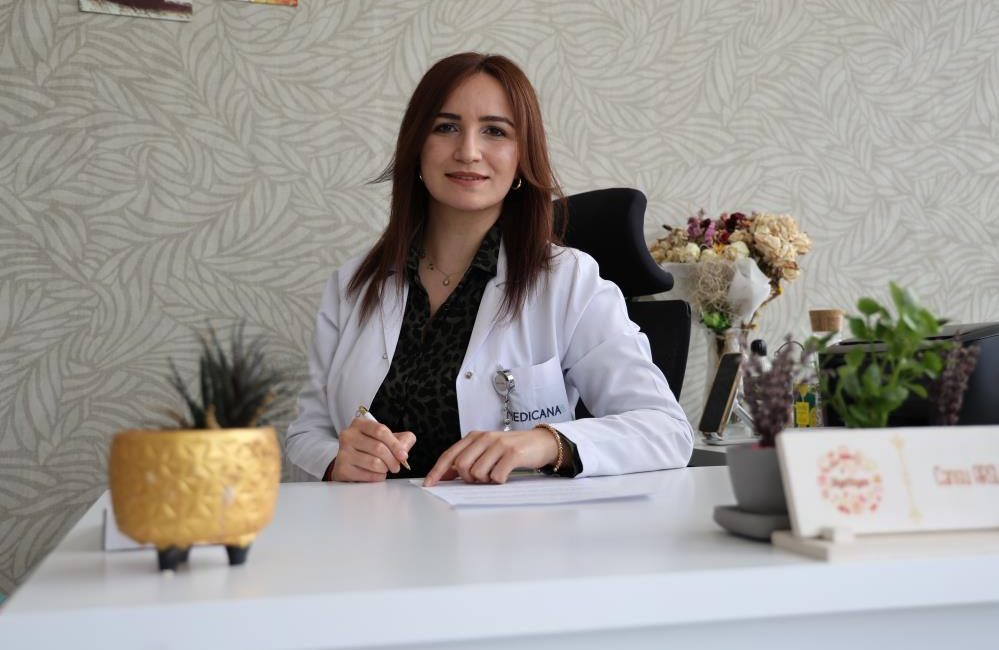 Uzmanı uyardı: “ Bayramda şerbetli tatlılar yerine meyveli tatlıları seçin” Diyetisyen Cansu Arslan Ramazan Bayramı’nda şerbetli tatlılar yerine meyveli tatlıların