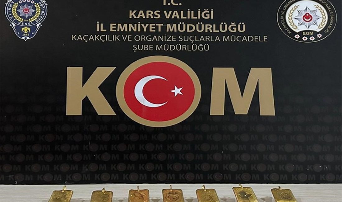 Ayakkabıların içinden servet çıktı Kars’ta piyasa değeri yaklaşık 2,5 milyon lira olan altın yakalandı.