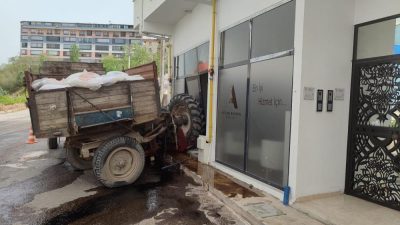 Karacabey’de yokuş aşağı inerken kontrolden çıkan traktörün kaza yapması sonucu