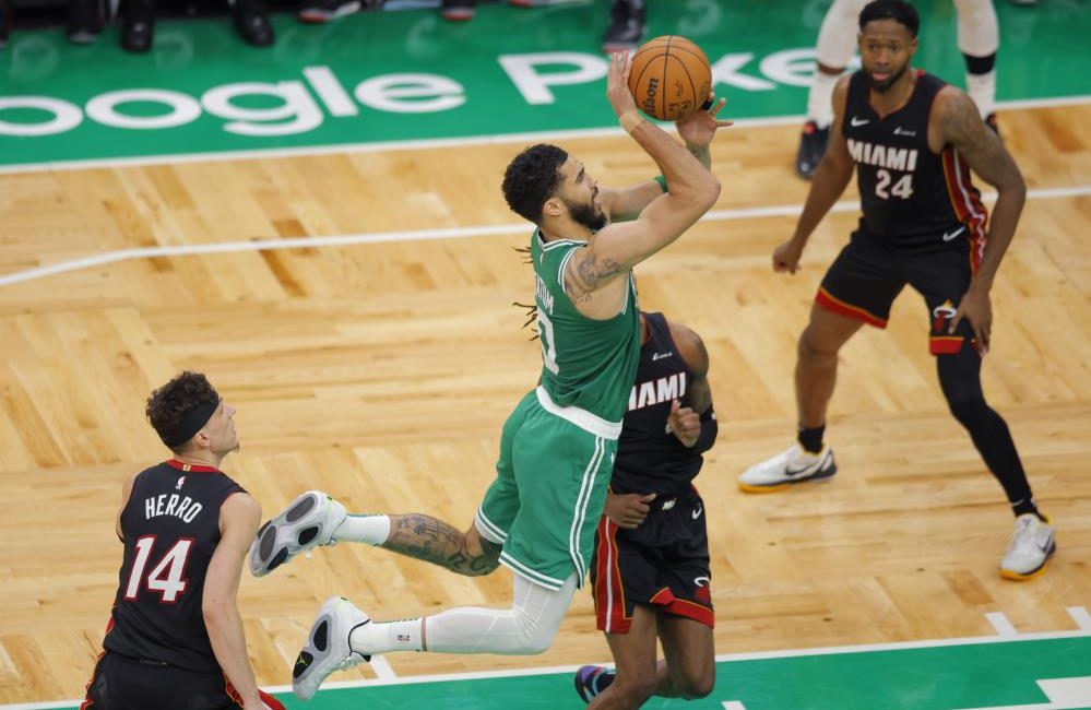 NBA’de Doğu Konferansı play-off ilk turunda Miami Heat, konuk olduğu