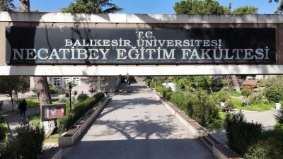 Balıkesir Üniversitesi Necatibey Eğitim Fakültesinde; Biyoloji Öğretmenliği, Kimya Öğretmenliği, İlköğretim