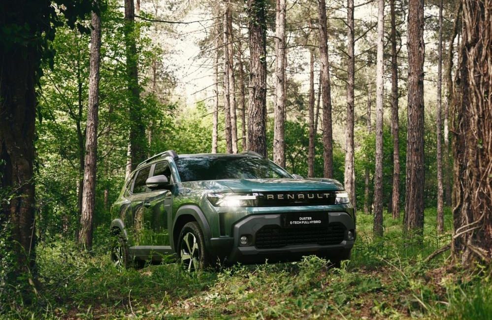 Renault Duster görücüye çıktı Türkiye’de Renault markası altında yeni Renault Duster İstanbul’da gerçekleştirilen gecede