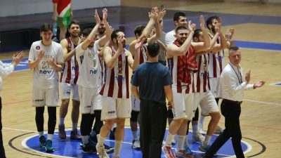 Türkiye Basketbol 2’nci Ligi’nde play-off mücadelesi veren Bordo Basketbol, Ege