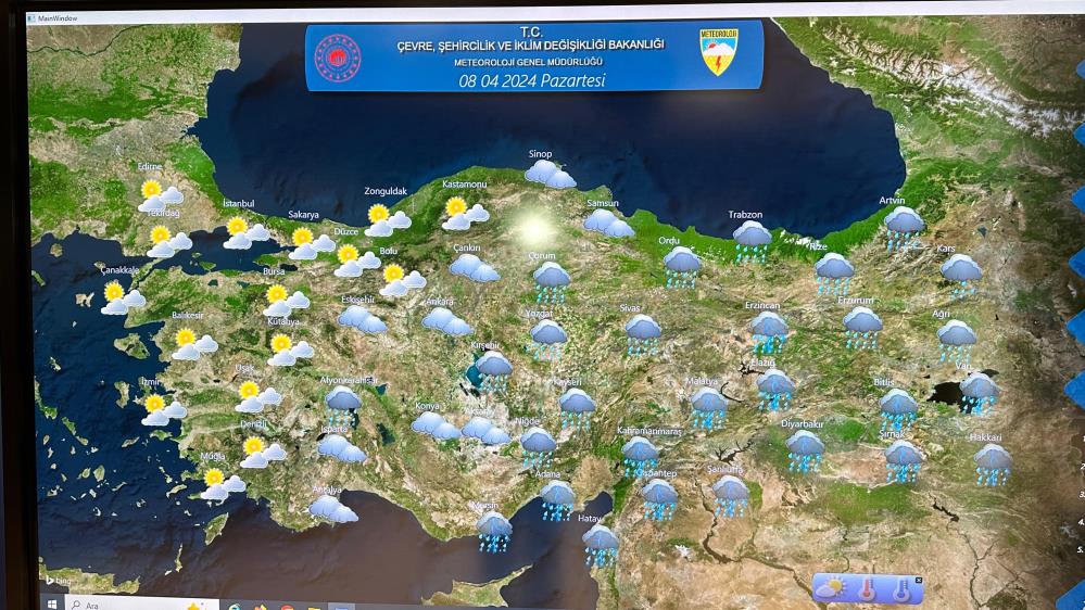 Bayramda yurt genelinde hava durumu yer yer farklılık gösterecek Meteoroloji Genel Müdürlüğü Hava Tahmin Uzmanı Cengiz Çelik, Ramazan Bayramı’nda