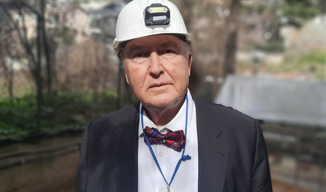 Sosyal medya hesabından İstanbul’da beklenen deprem ile ilgili açıklamalarda bulunan