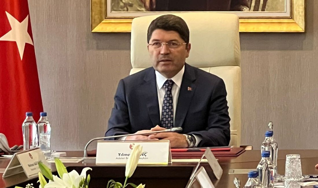 Adalet Bakanı Tunç: “Cezaevlerinde bin 269 kişi lisans eğitimi görüyor” Adalet Bakanı Yılmaz Tunç, cezaevlerinde toplam 65 bin 986 kişinin