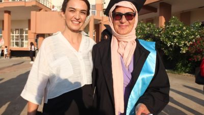 Burhaniye , Uygulamalı Bilimler Fakültesi ve Burhaniye Meslek Yüksekokulundan mezun