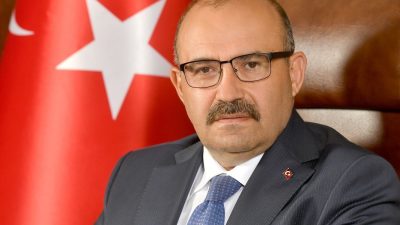 Balıkesir Valisi İsmail Ustaoğlu, Fatih Sultan Mehmed Han tarafından 29