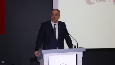 BANÜ’de düzenlenen “Kariyer Günleri”nde davetli konuşmacı olarak yer alan geçmiş