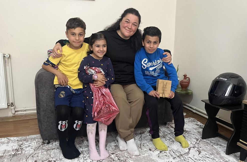 Eskişehir’de geçirdiği ağır hastalıklar nedeniyle anne olamayan Ayşegül Bozbaş’ı yönettiği