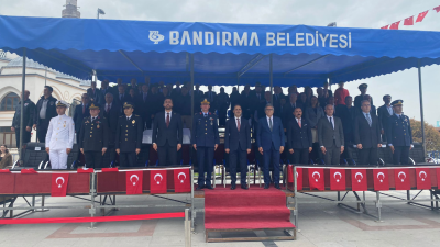 19 Mayıs Atatürk’ü Anma, Gençlik ve Spor Bayramı’nda Bandırma’da Atatürk’e