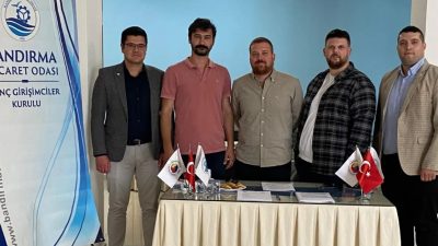 BTO Genç Girişimciler Kurulu, “Stajın Burada” projesi kapsamında öğrencilere Bandırma’da