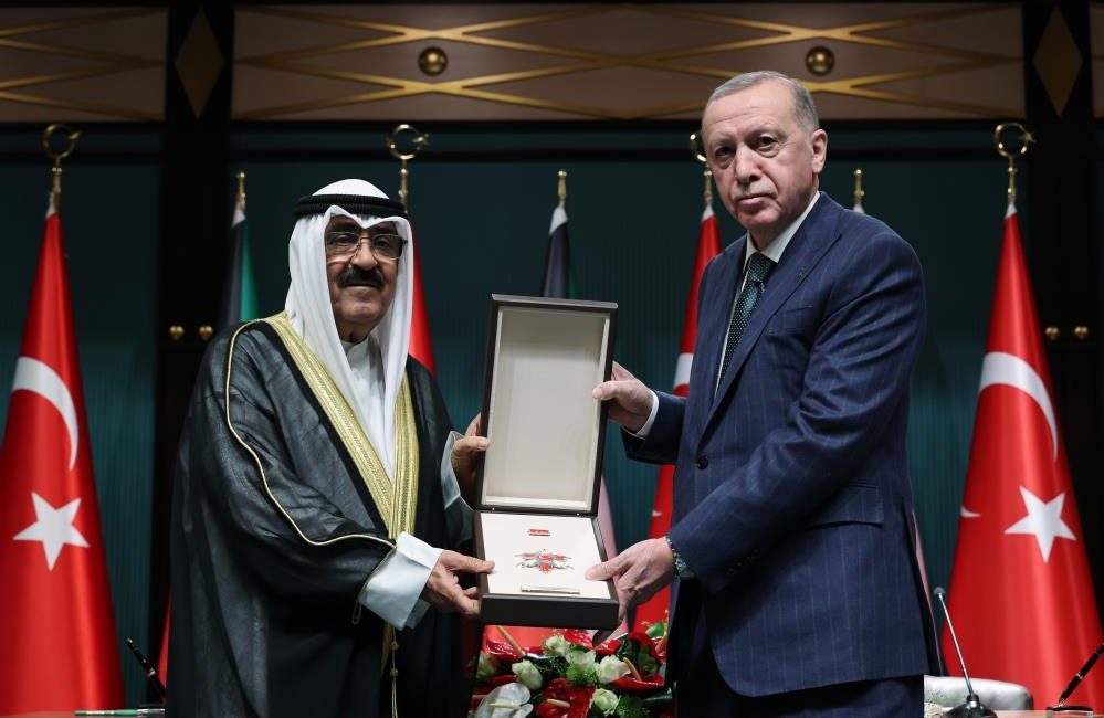 Türkiye ile Kuveyt arasında 6 anlaşma imzalandı Kuveyt Emiri Meşal el-Ahmed el-Cabir es-Sabah’ın Ankara’ya ziyaretinde Türkiye ve
