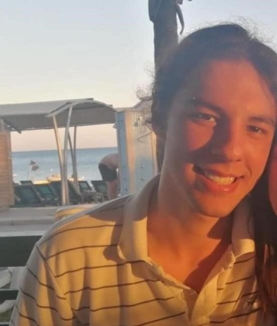 Üniversite öğrencisi motokuryeyi öldüren şahsın iddianamesi hazırlandı Balıkesir’de motokuryelik yapan üniversite öğrencisi Ata Emre Akman’ı bıçakla öldüren