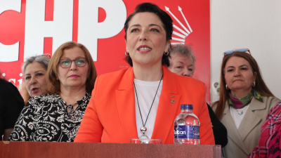 CHP Bandırma Kadın Kolları Yönetim Kurulu Üyesi Filiz Özdemir basın