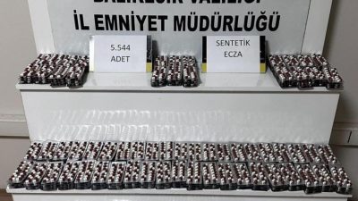 Balıkesir’de narkotik ekipleri bir araca yönelik gerçekleştirdiği operasyondan uyuşturucu madde