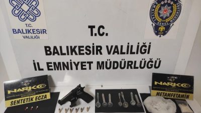 Balıkesir’de Narkotik ekipleri 2 ilçede gerçekleştirdiği operasyonda uyuşturucu madde ticareti