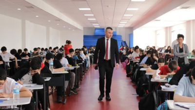Cumhuriyet Üniversitesi Vakfı Okulları Özel Mahir Sevim Özduman Ortaokulu Müdürü