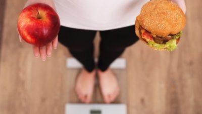 Obez kişilerin psikolojik ve ruhsal huzur açısından risk altında olduklarını