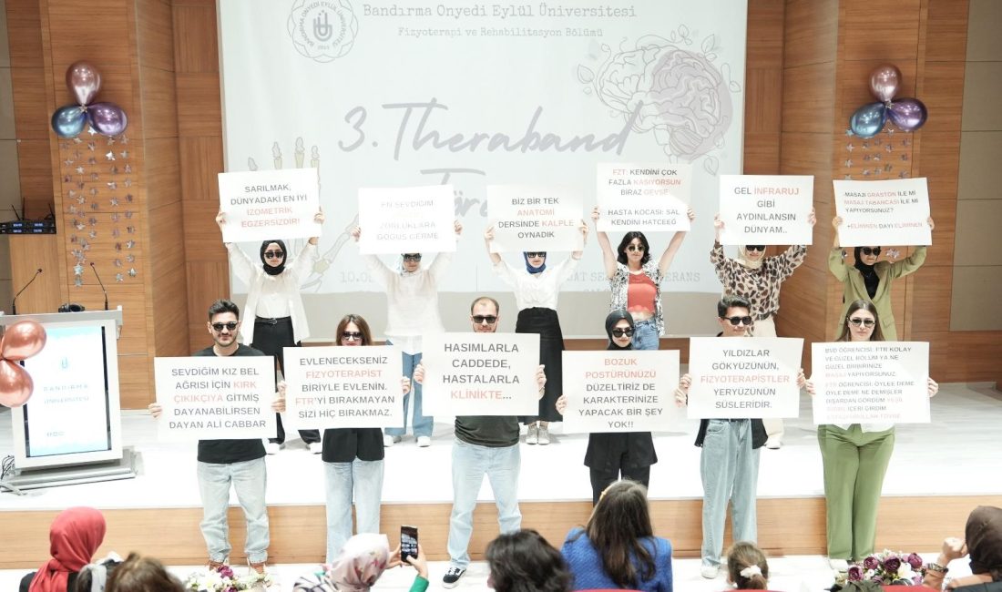Bandırma Onyedi Eylül Üniversitesi’nde geleneksel olarak her yıl düzenlenen Geleneksel