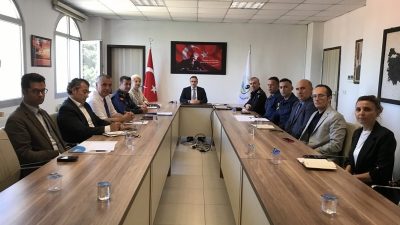 Burhaniye de, yaz aylarında turizm sezonunun başlamasıyla başta trafik tedbirleri