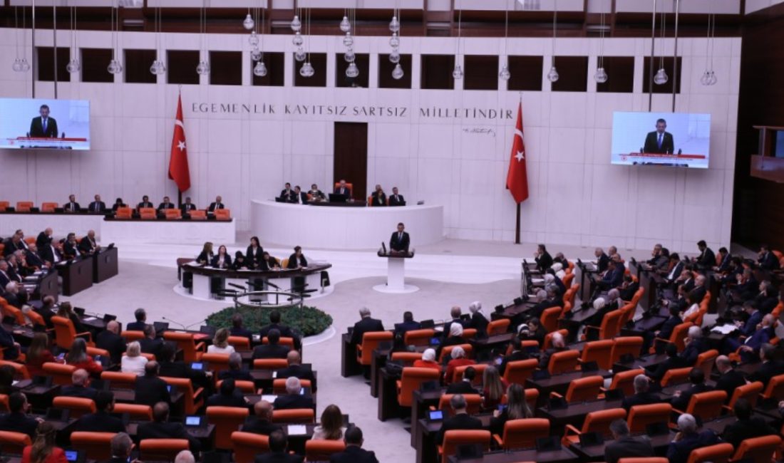 Fahiş fiyatla mücadeleyi içeren kanun teklifi kabul edilerek yasalaştı TBMM Genel Kurulunda fahiş fiyatla mücadeleyi de içeren Türk Ticaret