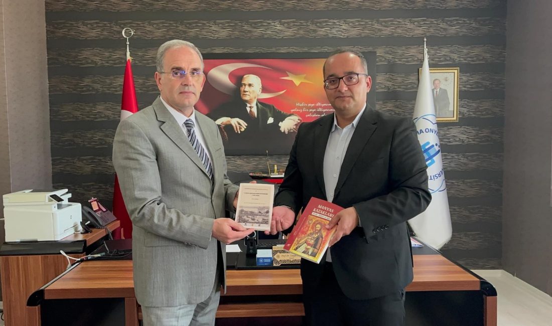 BANÜ Rektörü Prof. Dr. İsmail Boz’a ziyaret gerçekleştiren Bandırma Kent