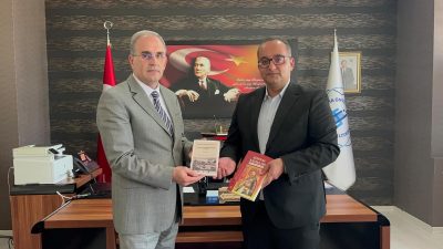 BANÜ Rektörü Prof. Dr. İsmail Boz’a ziyaret gerçekleştiren Bandırma Kent