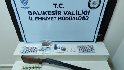 Bandırma’da uyuşturucu ticareti yaptığı tespit edilen 2 şüpheli yapılan operasyon