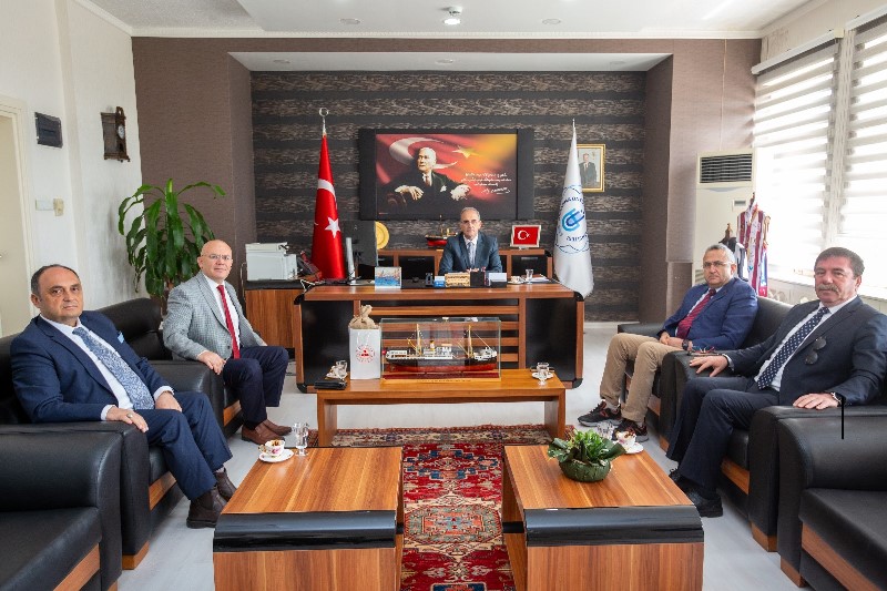 Bandırma Onyedi Eylül Üniversitesi Rektörü Prof. Dr. İsmail Boz’u ziyaret