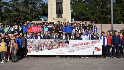 Balıkesir’de Gençler ve Sporcular, Gençlik Haftası’nda bir araya geliyor. Her