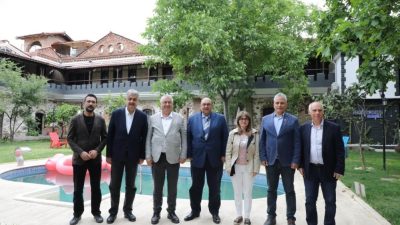 Edremit Belediye Başkanı Mehmet Ertaş, Yunanistan’ın Batı Lesvos Belediye Başkanı