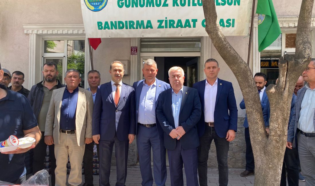 Bandırma Ziraat Odası tarafından Çiftçiler Günü kapsamında düzenlenen pilav hayrında