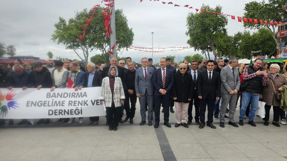 Bandırma’da Engelliler Haftası kutlandı Bandırma’da 10-16 Mayıs Engelliler Haftası nedeniyle resmi tören gerçekleşti.“10-16 Mayıs