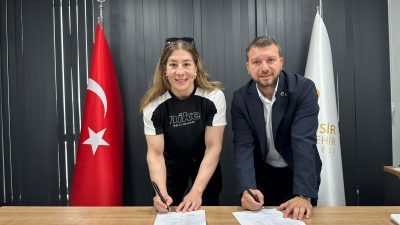 Balıkesir Büyükşehir Belediyespor Kulübü, Milli Güreşçi Yasemin Adar Yiğit ile