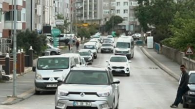 Uzun süredir istinat duvarının yıkılması ve yürütülen çalışmalar dolayısıyla trafiğe
