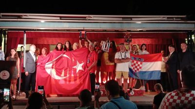 Erdek’te gerçekleştirilen 34. Erkekler ve 3. Kadınlar CMAS Zıpkınla Balık