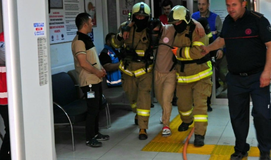 Erdek Neyyire Sıtkı Devlet Hastanesi’nde gerçeği aratmayan tatbikat Neyyire Sıtkı Devlet Hastanesi’nde Erdek İtfaiyesi tarafından tatbikat düzenledi. Erdek’teki Neyyire