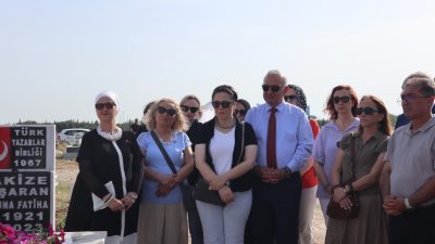 Geçen yıl hayatını kaybeden Bandırmalı Yazar Pakize Başaran için anma
