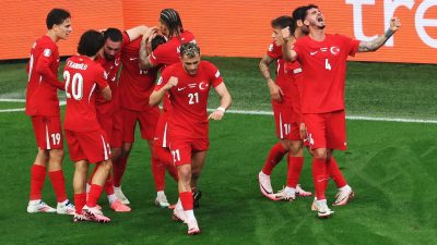 2024 Avrupa Futbol Şampiyonası (EURO 2024) F Grubu ilk maçında
