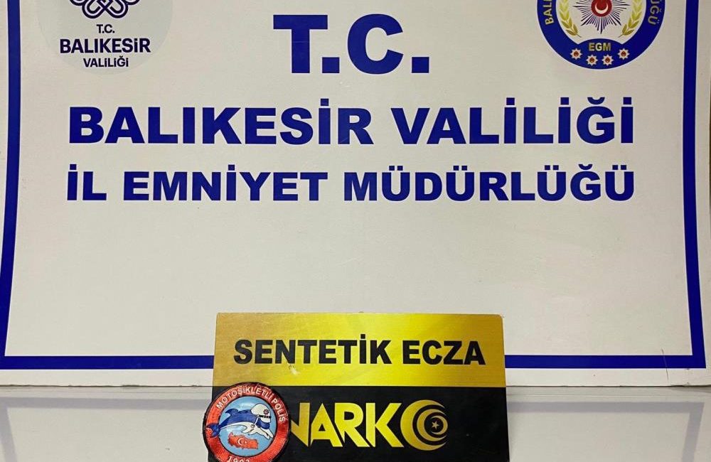 Balıkesir’de uyuşturucuya karşı mücadele Balıkesir’in Bandırma, Burhaniye, Ayvalık ve Gönen ilçelerinde emniyet ekipleri tarafından