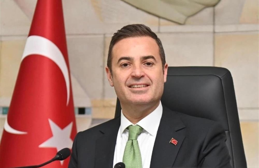 Balıkesir Büyükşehir Belediyesi tasarrufun öncüsü Balıkesir Büyükşehir Belediye Başkanı Ahmet Akın, göreve gelir gelmez daire