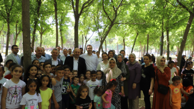 Balıkesir Büyükşehir Belediye Başkanı Ahmet Akın, Gönen’de düzenlenen Halk Günü’nde
