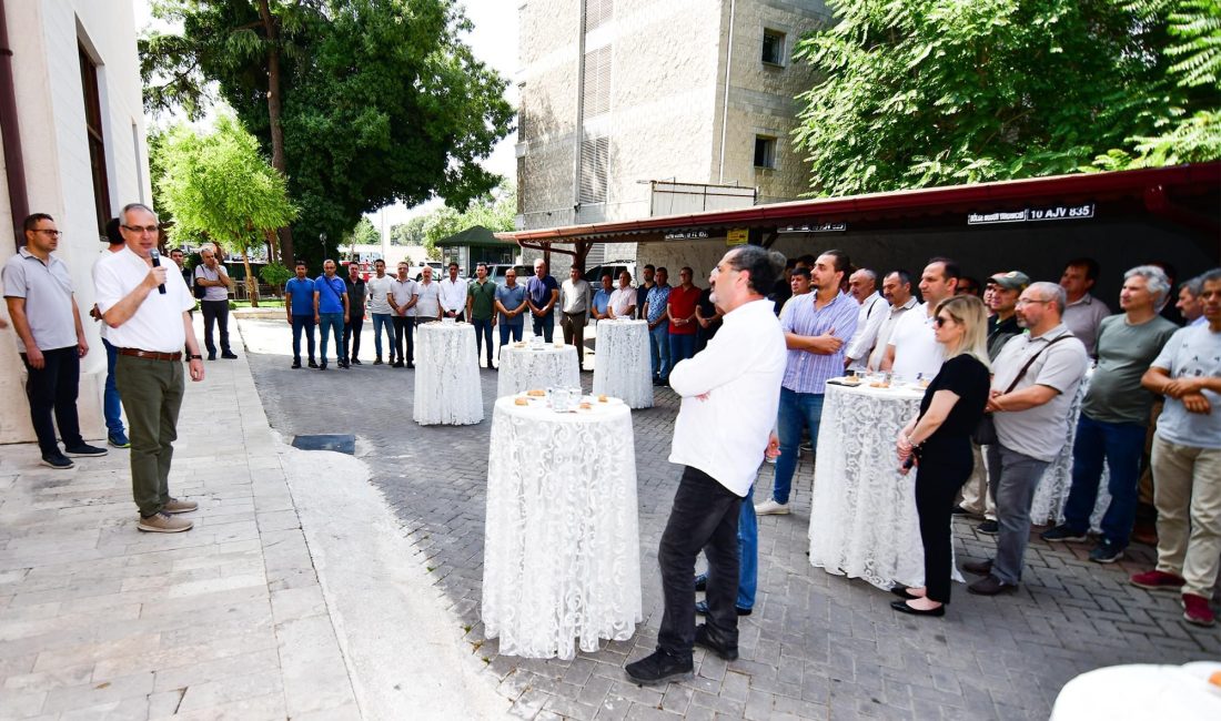 Kayıran, yangınlarda görev alan personellere teşekkür etti Kurban Bayramı tatilinin ardından Balıkesir OBM personeli ile bir araya