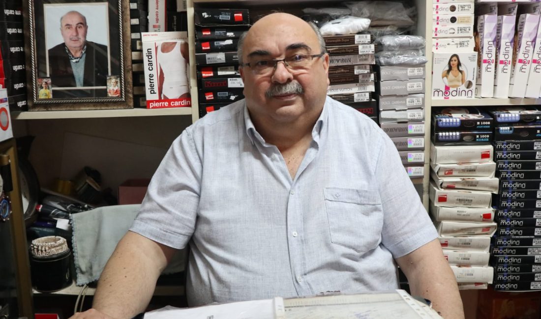 Bandırma esnafına bayramda hayal kırıklığı Bandırma Manifatura, Tuhafiye ve Kırtasiyeciler Odası Başkanı Adnan Gemici, Kurban