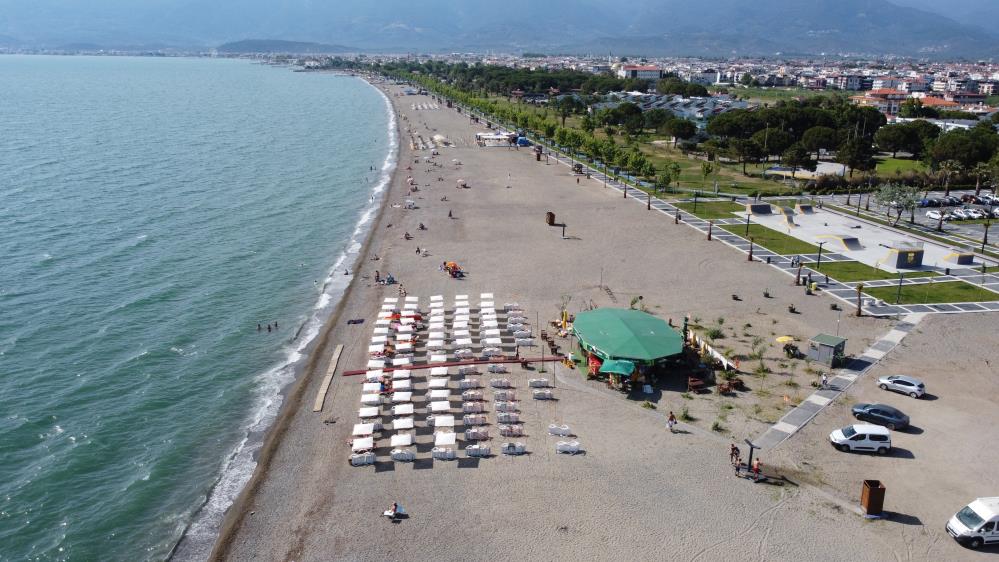 Kuzey Ege’deki otellerde doluluk oranı yüzde 70’i aştı Kuzey Ege’deki önemli tatil merkezlerinden birisi olan Edremit’te 9 günlük